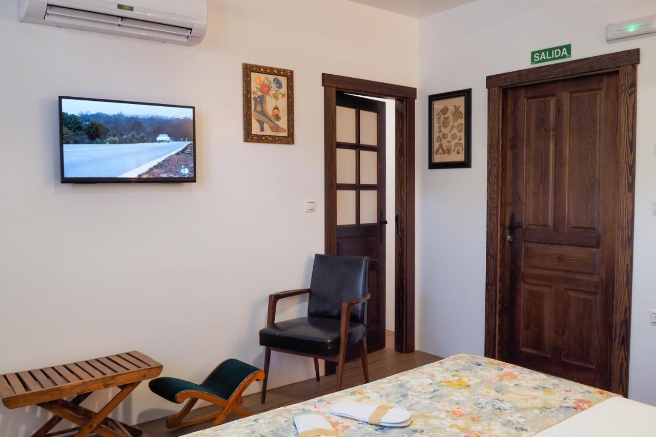 Posada Y Apartamentos Trebuesto De Guriezo Eksteriør billede
