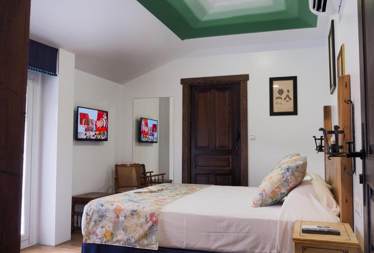 Posada Y Apartamentos Trebuesto De Guriezo Eksteriør billede