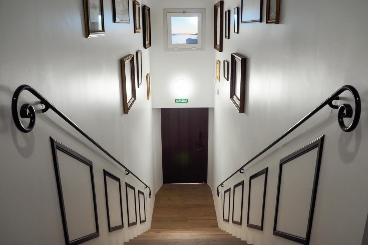 Posada Y Apartamentos Trebuesto De Guriezo Eksteriør billede