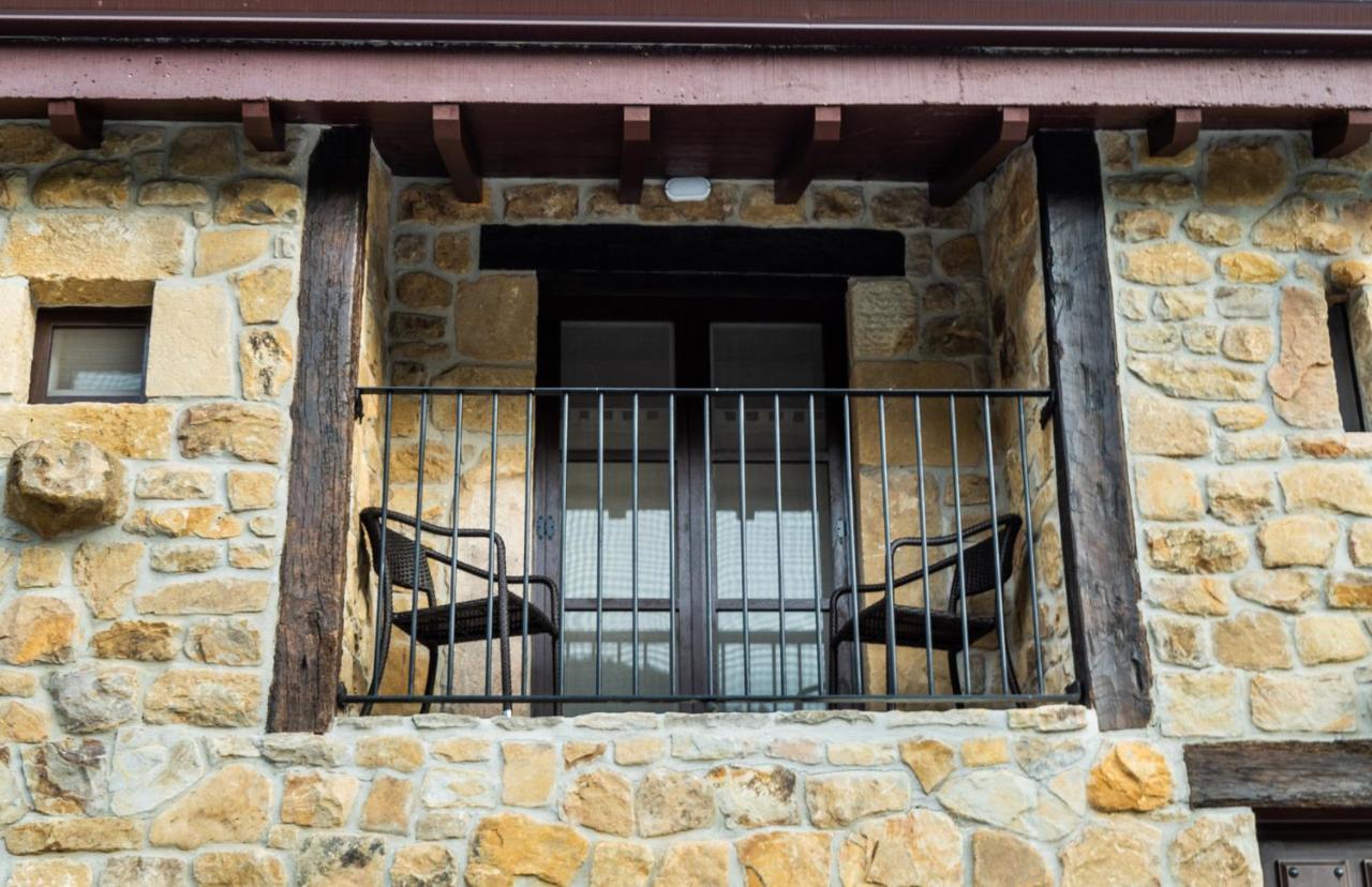 Posada Y Apartamentos Trebuesto De Guriezo Eksteriør billede