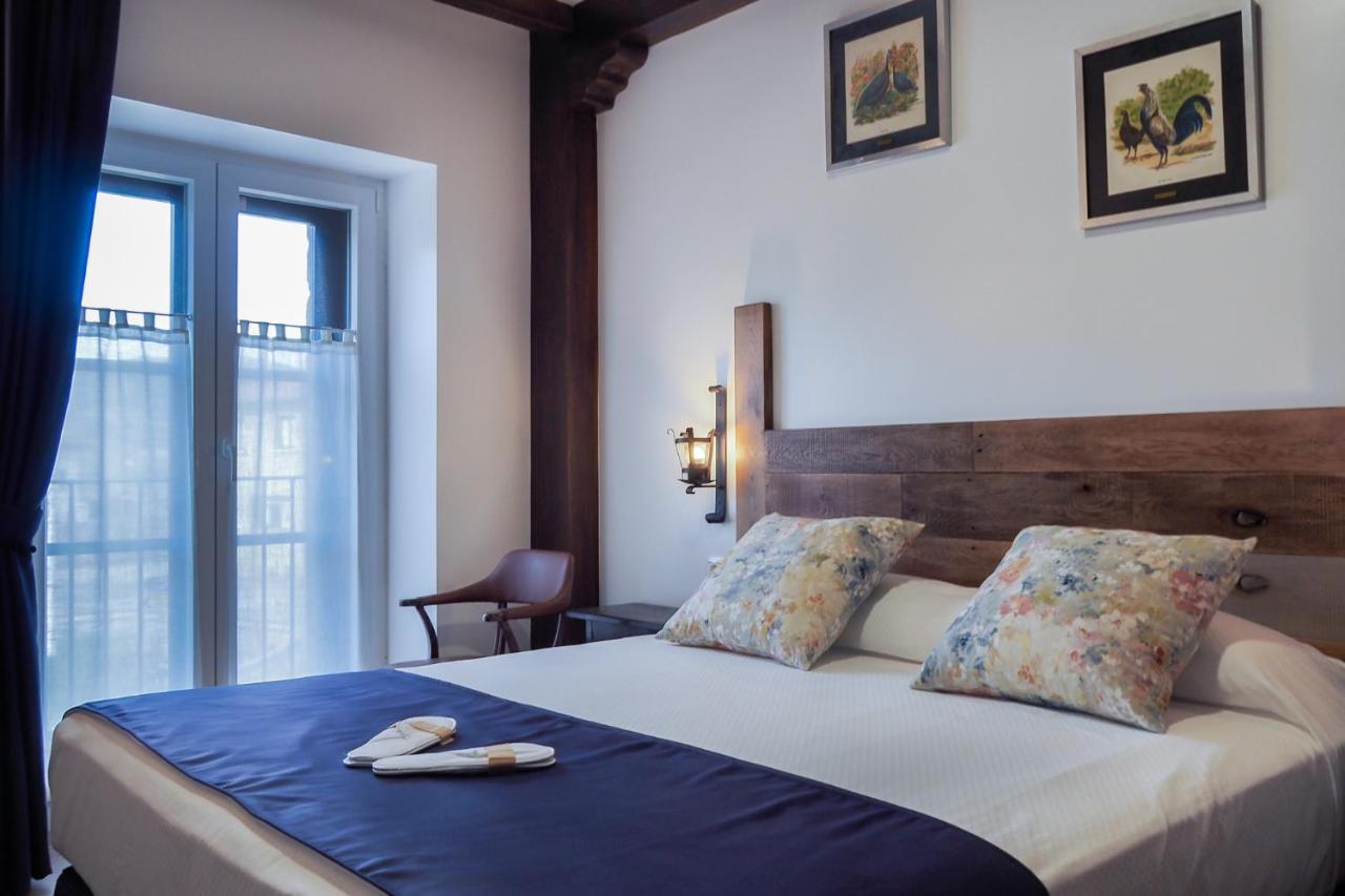 Posada Y Apartamentos Trebuesto De Guriezo Eksteriør billede