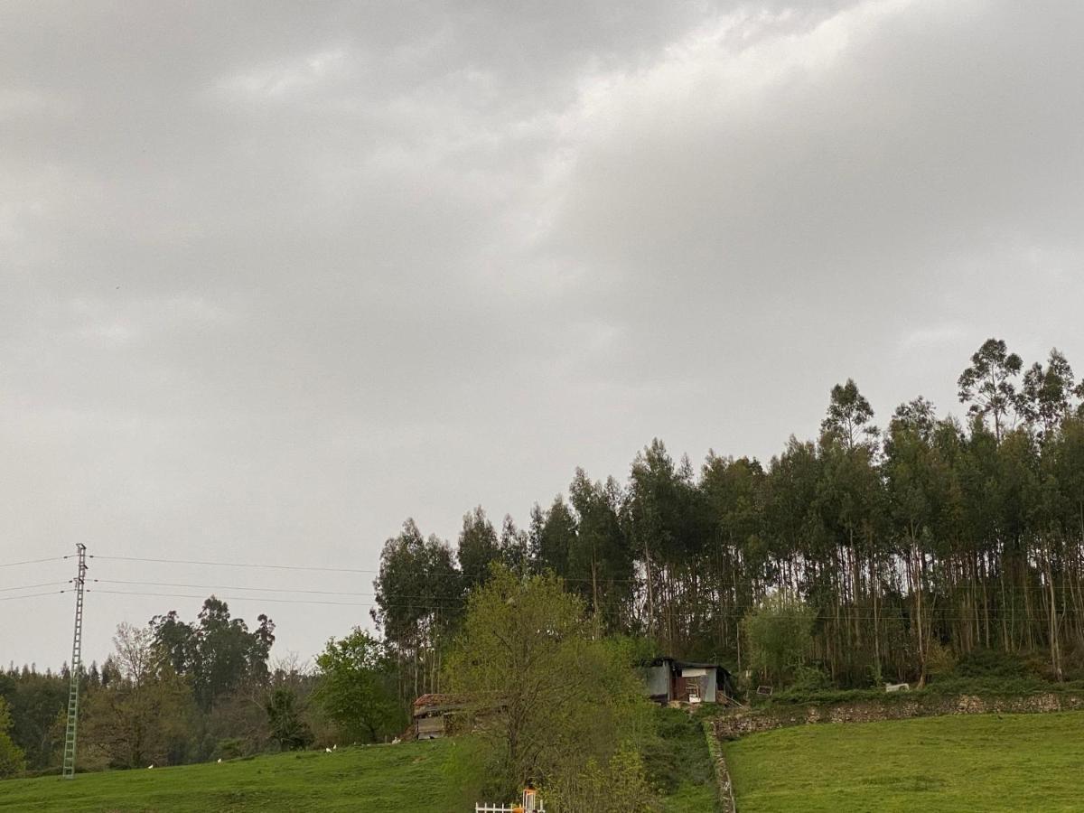 Posada Y Apartamentos Trebuesto De Guriezo Eksteriør billede